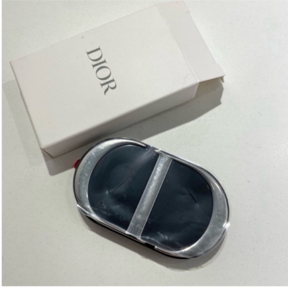 Dior beauty gift   Mirror phone ring